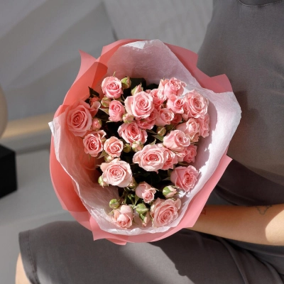 Букет «Поцелуй принцессы»  – нежные кустовые розы в королевском стиле Астрахань Астраханская область