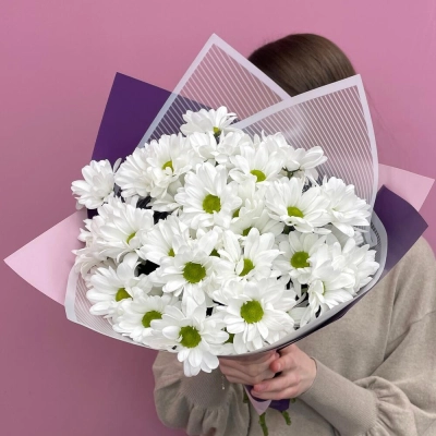 Букет «Весеннее настроение» – свежесть белых хризантем Астрахань Астраханская область