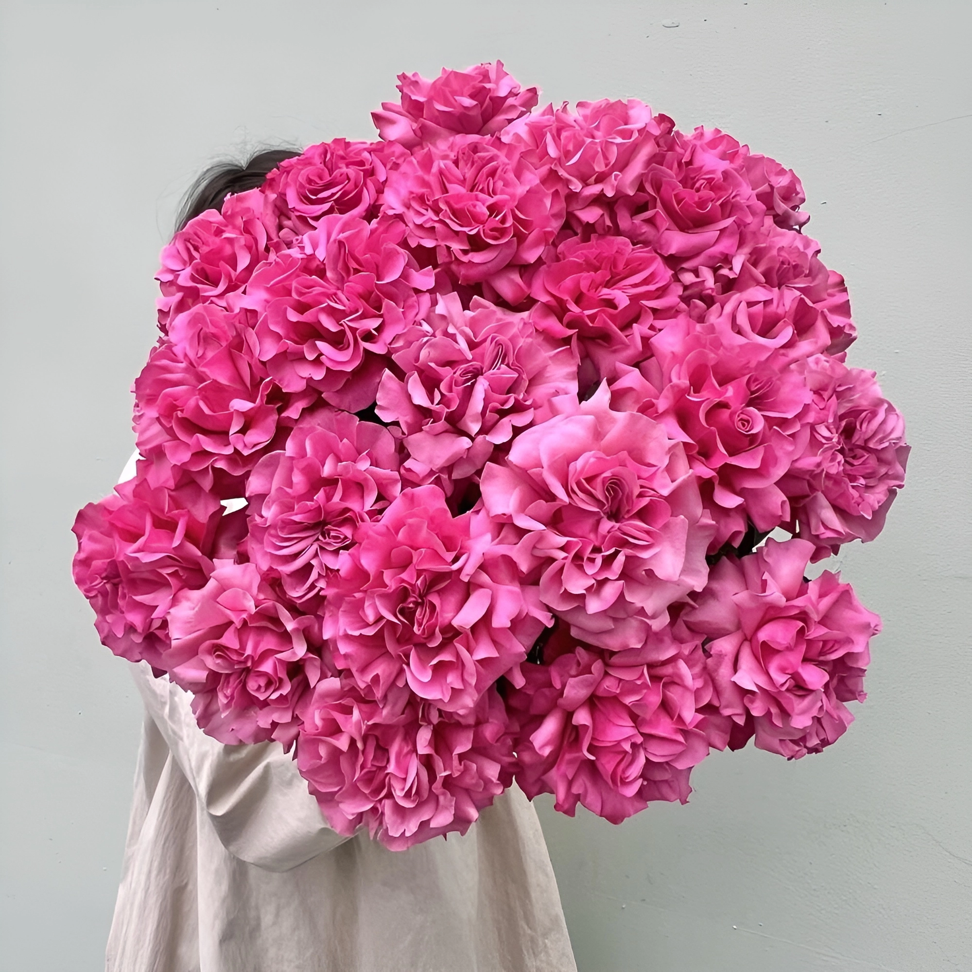 Роскошный букет из пионовидных роз – королевский подарок Астрахань Астраханская область