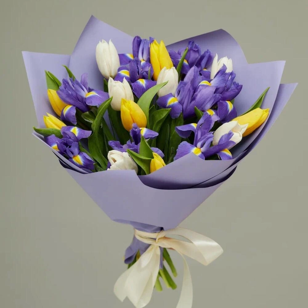 Букет из ирисов и тюльпанов «Весна» Астрахань Астраханская область