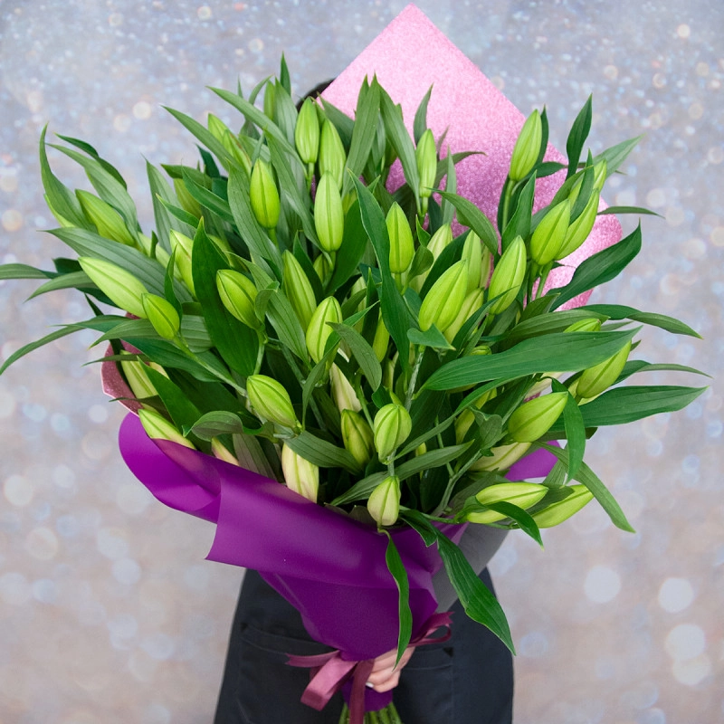 Изысканный букет из 15 свежих лилий – королевский подарок Астрахань Астраханская область
