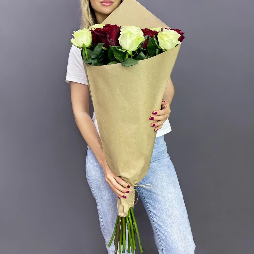 Букет «Инь-Ян» – гармония страсти и чистоты Астрахань Астраханская область