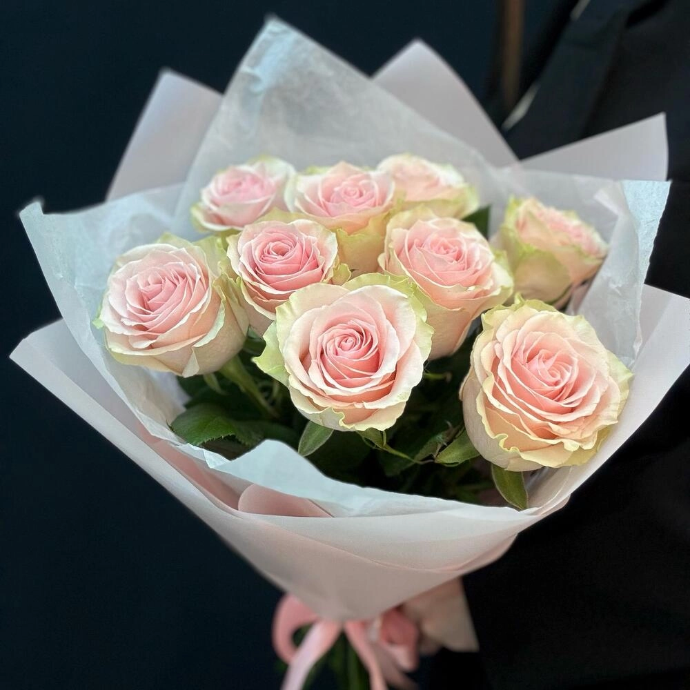 Букет из 9 розовых роз – нежность в каждом лепестке Астрахань Астраханская область